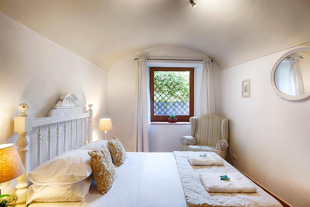 Can Cruanyes Sales de Llierca Экстерьер фото